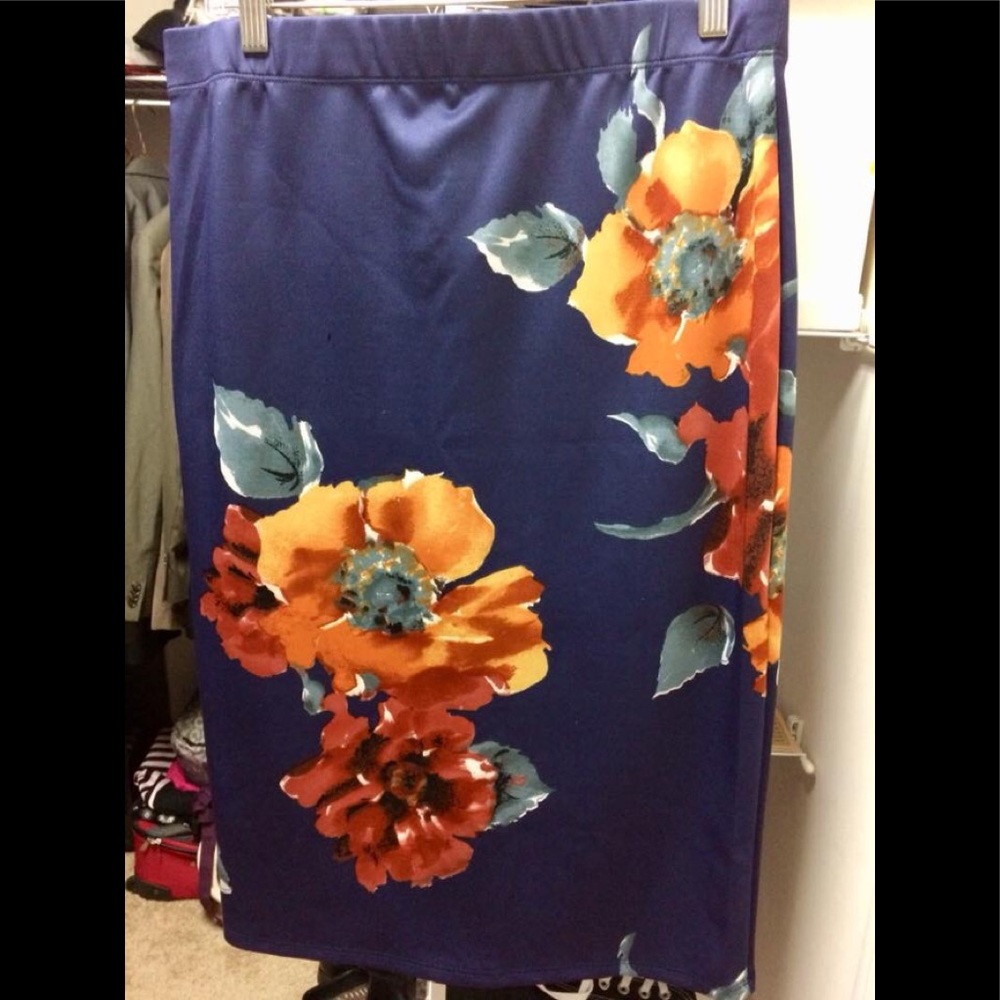 Pencil skirt